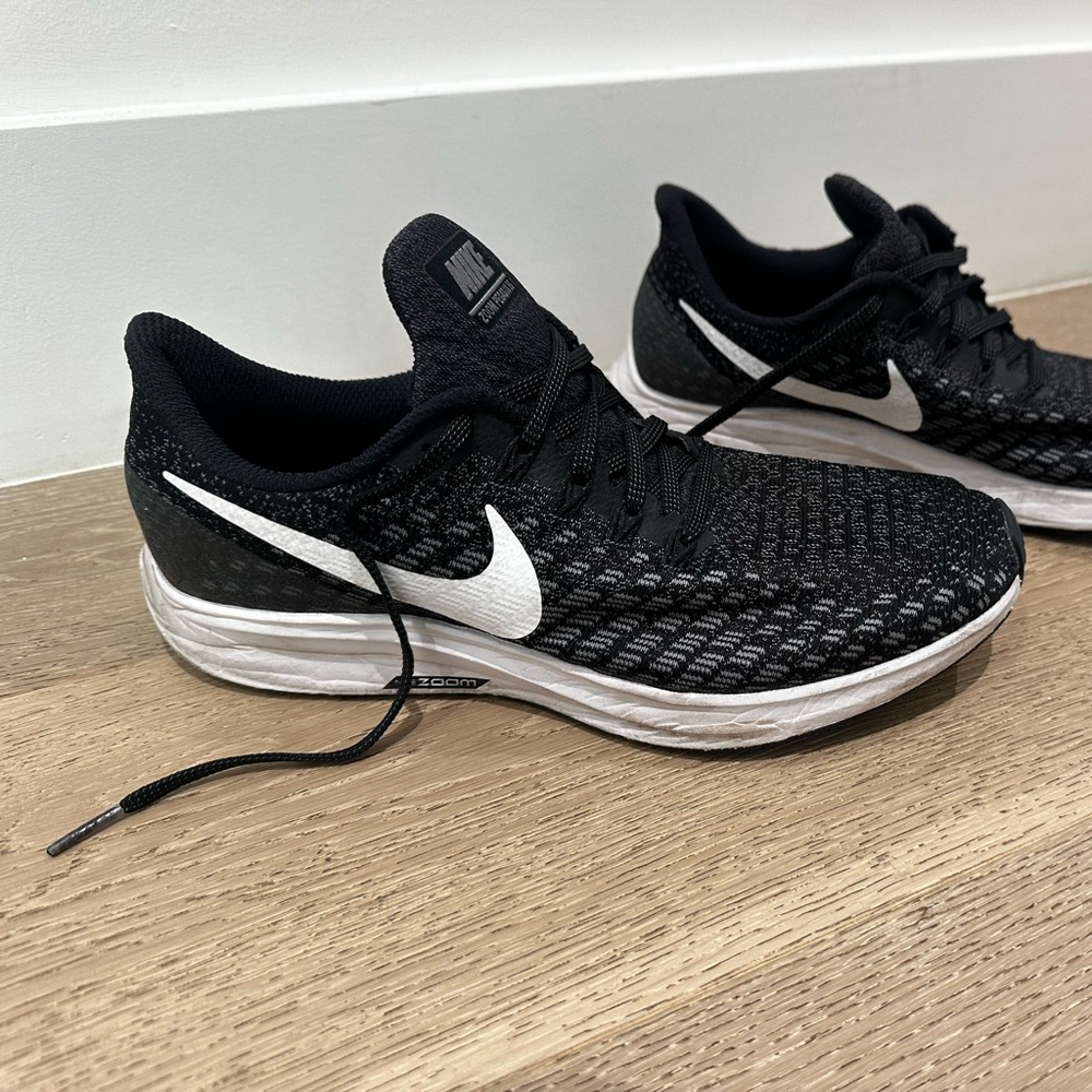 Nike Pegasus Running Sneakers - Black